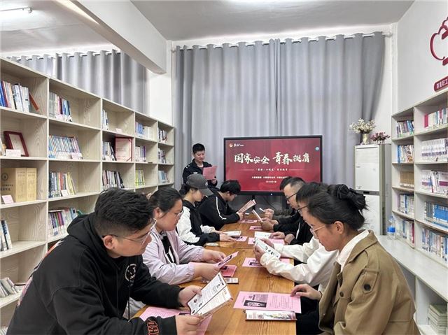 兴化大营镇开展“4.15”全民国家安全教育日宣传活动