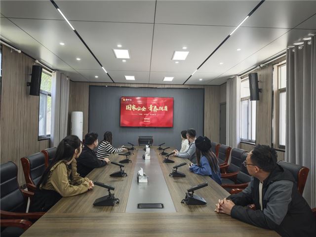 兴化市海南镇：开展“国家安全 青春挺膺”主题团日活动 共筑国家安全青春防线