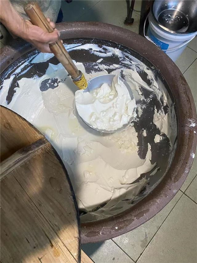 一村一品：探索新城庄村的味蕾瑰宝——豆腐卜页
