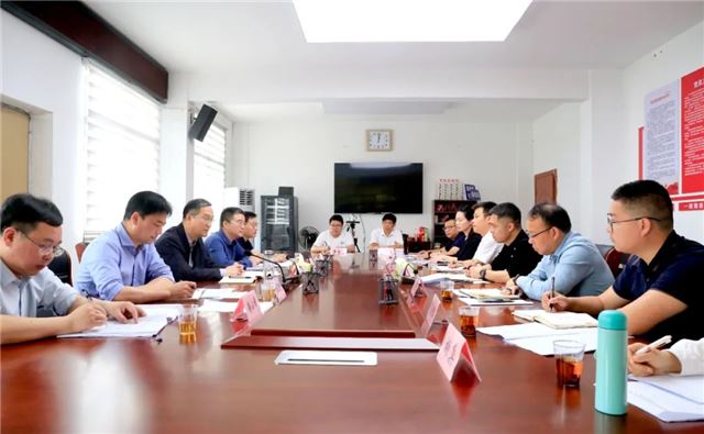 潘表光调研村党组织书记后备力量培育储备工作