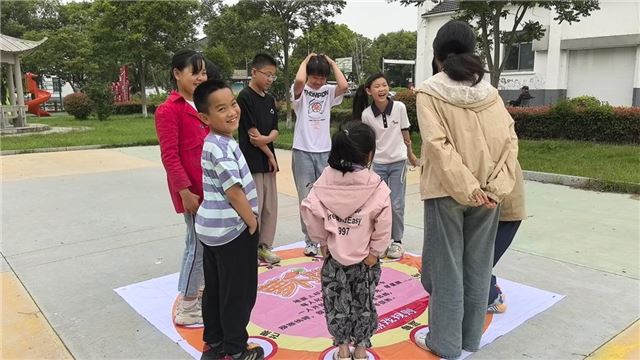 童心筑梦，爱暖六一  ——兴化市合陈镇为困境留守儿童点亮欢乐节日