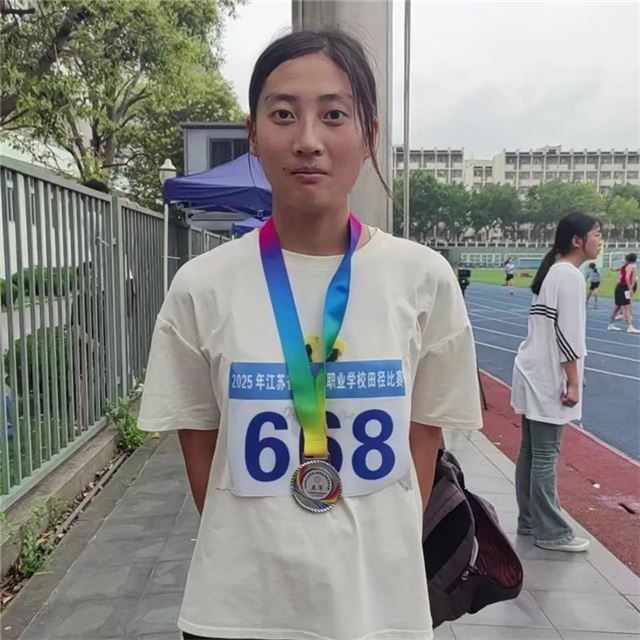 16110751583539724_33.jpg