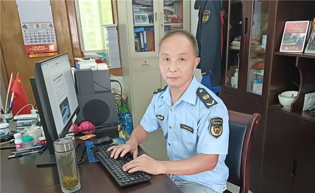 环保宣传达人的奋进路  ——记湖北蕲春县生态环境分局宣传教育负责人詹钧名