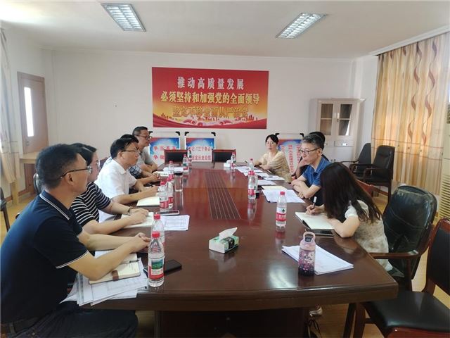 泰州市财政局：在兴化市荻垛镇开展村干部报酬发放情况调研
