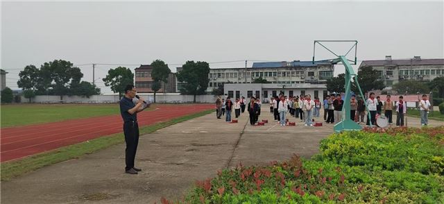 10235490052919356_33.jpg 10235490052919356_33.jpg