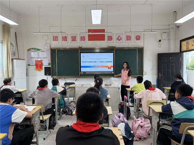 14372197908528073_33.jpg 14372197908528073_33.jpg