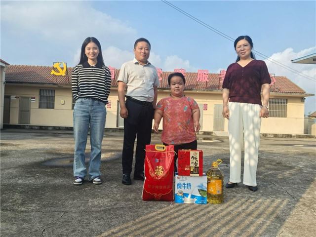 112407679996843_33.jpg 112407679996843_33.jpg