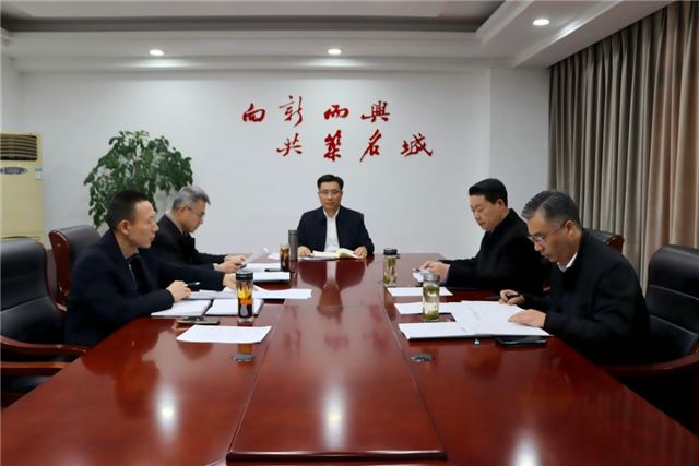 10194417216273121_33.jpg 10194417216273121_33.jpg