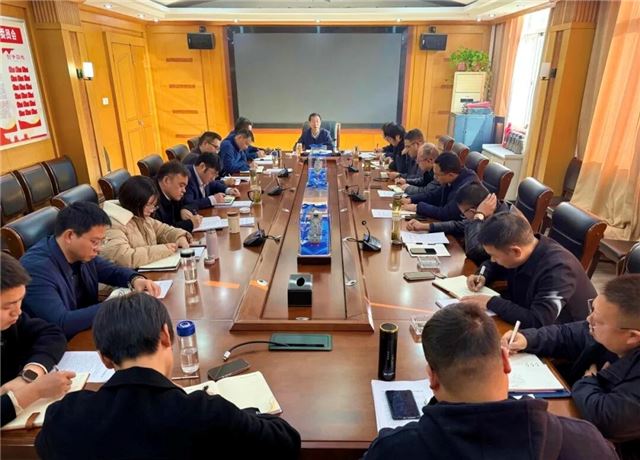 10100813768953028_33.jpg 10100813768953028_33.jpg