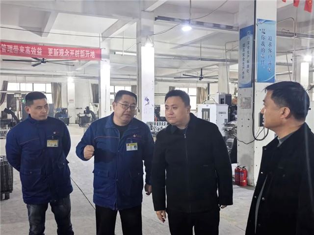 10111656591729113_33.jpg 10111656591729113_33.jpg