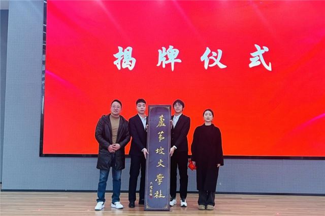 11191114429834237_33.jpg 11191114429834237_33.jpg