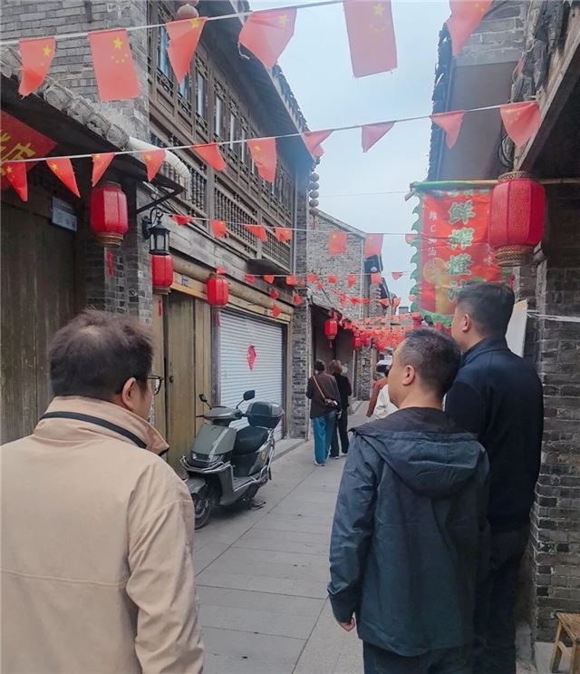 兴化市住建局开展自建房等既有建筑安全督导检查工作