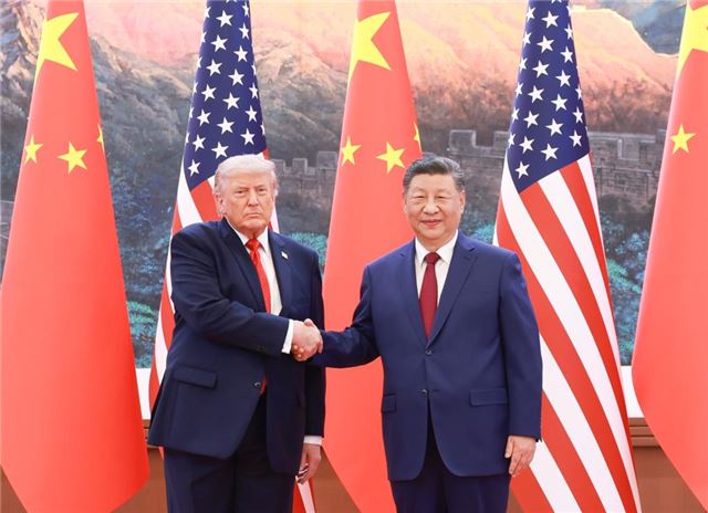 积极探索两个大国的正确相处之道——中美元